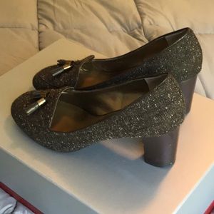 Bandolino tweed heels, sz 9 Comfortable Fall shoes